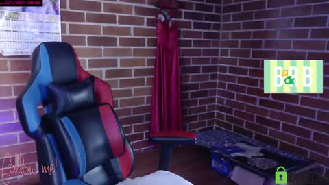 Leia online show from 02/13/25, 01:15