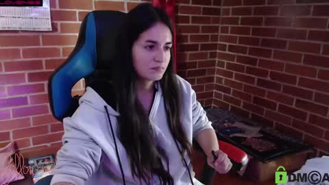 Leia online show from 02/26/25, 04:14