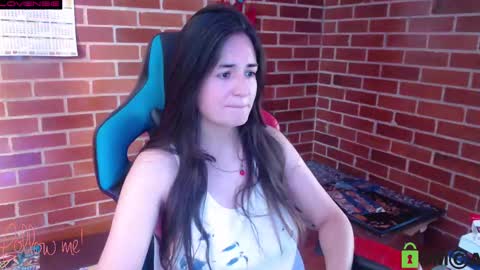 Leia online show from 03/10/25, 01:54