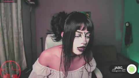 Beth   online show from 10/12/25, 02:32