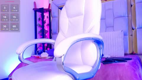 Snapshot of princess_helena_ chatting on 01/11/25, 05:41 princess helena  online show from 01/11/25, 05:41