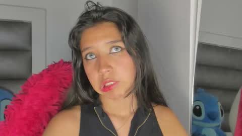 princess_tokyo_ online show from 10/17/25, 12:47