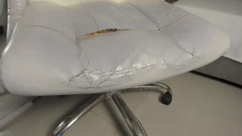 princess_tokyo_ online show from 10/24/25, 06:32