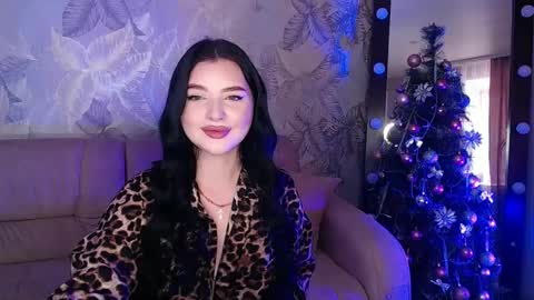 princessamira1 online show from 12/13/24, 06:53
