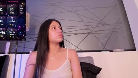 Snapshot of princesstina06 chatting on 10/08/25, 10:24 Valentina online show from 10/08/25, 10:24