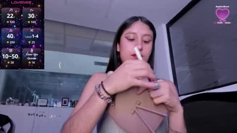 Snapshot of princesstina06 chatting on 10/29/25, 07:37 Valentina online show from 10/29/25, 07:37