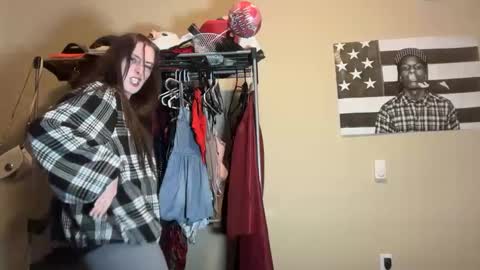 Prism online show from 10/09/25, 01:58