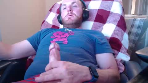 Snapshot of proutlesex chatting on 10/25/25, 12:07 DesertRat online show from 10/25/25, 12:07