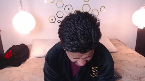 Adris  Juan online show from 11/08/25, 01:50