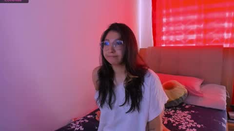 Mara online show from 09/11/25, 03:34