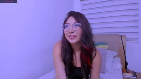 Mara online show from 10/24/25, 05:48