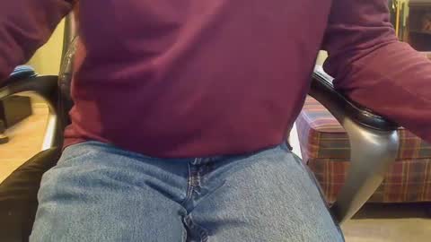 pulltoy1 online show from 12/03/24, 08:39