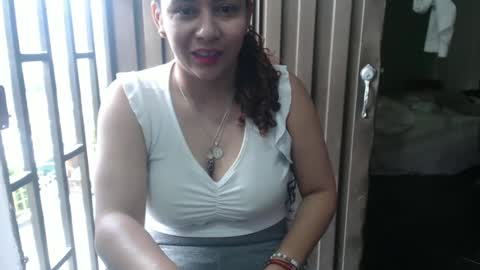 Snapshot of pummpummm chatting on 02/10/25, 12:29 pummpummm online show from 02/10/25, 12:29