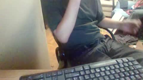Snapshot of pup_y chatting on 09/29/25, 06:35 pup_y online show from 09/29/25, 06:35