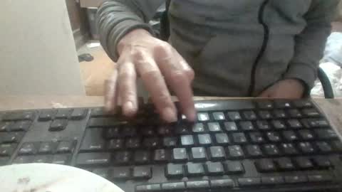 pup_y online show from 11/16/25, 10:59