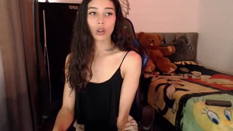 Cris online show from 10/22/25, 05:45