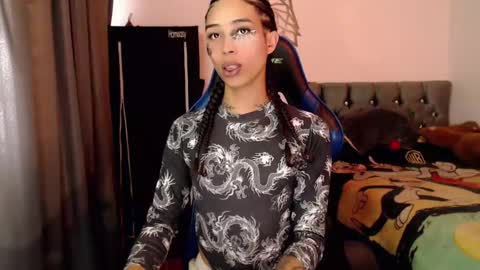 Cris online show from 10/24/25, 07:32