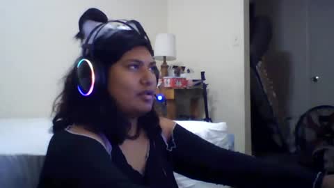 Snapshot of puppyfey chatting on 10/07/25, 01:58 puppyfey online show from 10/07/25, 01:58