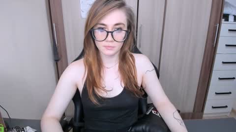 Snapshot of pureheartt chatting on 12/25/24, 02:34 I am Mila online show from 12/25/24, 02:34