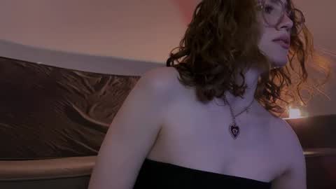 Snapshot of purity_ring chatting on 01/23/25, 11:58 Marie online show from 01/23/25, 11:58