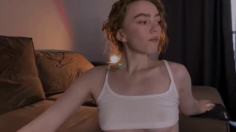 Snapshot of purity_ring chatting on 03/01/25, 10:55 Marie online show from 03/01/25, 10:55