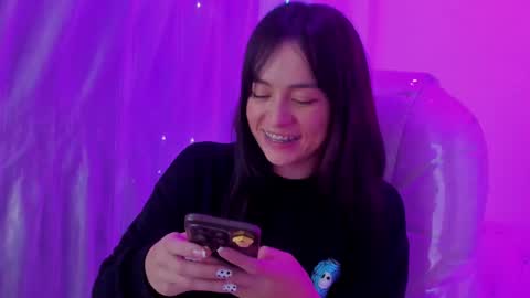 Snapshot of purple_slut_ chatting on 02/14/25, 10:04 Anna online show from 02/14/25, 10:04