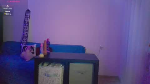 Katie online show from 11/06/25, 05:19