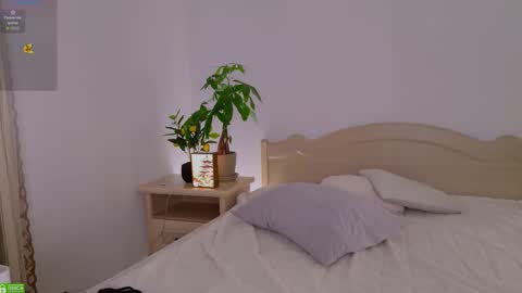 Diana    Onlyfans  online show from 11/09/25, 09:07