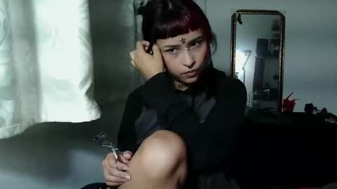 Snapshot of pussycatt666 chatting on 10/12/25, 11:37 Katiux online show from 10/12/25, 11:37