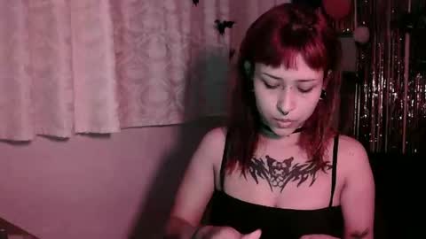 Snapshot of pussycatt666 chatting on 11/15/25, 12:52 Katiux online show from 11/15/25, 12:52