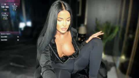 Snapshot of pussydollxx chatting on 09/21/25, 07:59 Andreea online show from 09/21/25, 07:59
