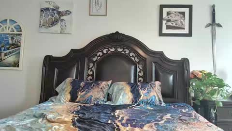 Snapshot of pussylix3 chatting on 02/20/25, 04:03 Rachel online show from 02/20/25, 04:03