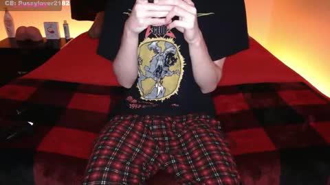 pussylover2182 online show from 11/05/25, 04:12
