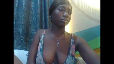 Snapshot of pweedy_ora chatting on 10/20/25, 12:38 ora online show from 10/20/25, 12:38