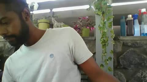 Python online show from 01/01/25, 04:18
