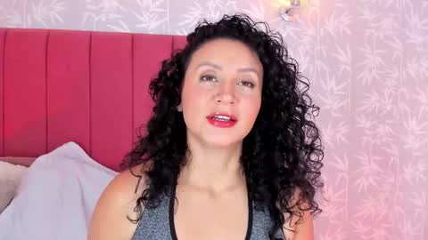 Snapshot of qadeshh_ chatting on 10/30/25, 04:47 qadeshh online show from 10/30/25, 04:47