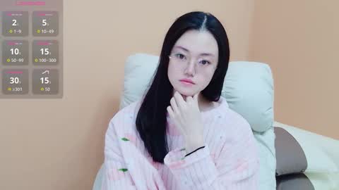 Snapshot of qiqi_1118 chatting on 10/26/25, 06:19 qiqi_1118 online show from 10/26/25, 06:19