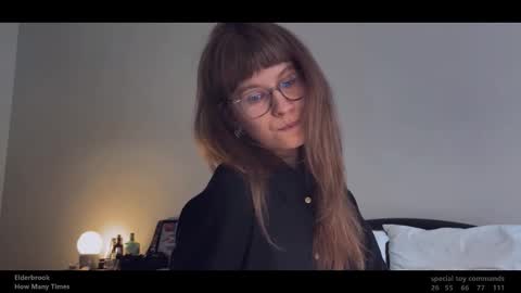    online show from 09/26/25, 02:54