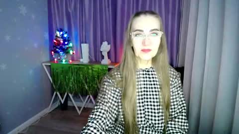 Snapshot of queen_a_n_i chatting on 12/31/24, 02:47 A N I Ill be here on December 1st online show from 12/31/24, 02:47