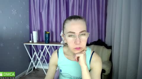 Snapshot of queen_a_n_i chatting on 02/28/25, 05:04 A N I Ill be here on December 1st online show from 02/28/25, 05:04