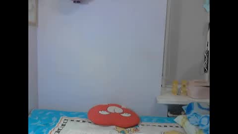 queen_jane8 online show from 10/29/25, 05:25