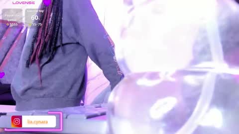 Snapshot of queen_perla_ chatting on 10/07/25, 12:13 online show from 10/07/25, 12:13