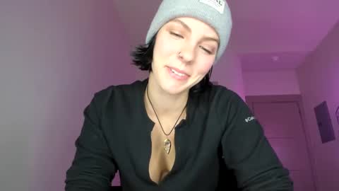 Queen Blaire online show from 12/15/24, 02:30