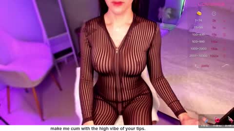 Snapshot of queendominationxx chatting on 02/17/25, 01:47 Miss Anfisa online show from 02/17/25, 01:47
