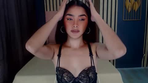 Snapshot of queenemeraldts chatting on 02/06/25, 05:35 queenemeraldts online show from 02/06/25, 05:35