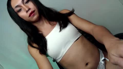 Snapshot of queenfoxylady chatting on 03/11/25, 05:35 just call me QUEEN and ill be there online show from 03/11/25, 05:35