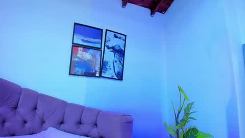 Queen online show from 01/14/25, 01:15