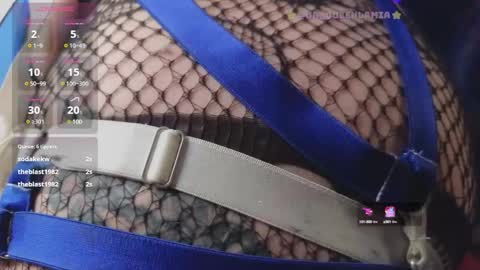 Snapshot of queenlamia chatting on 01/18/25, 12:26  Taurus online show from 01/18/25, 12:26