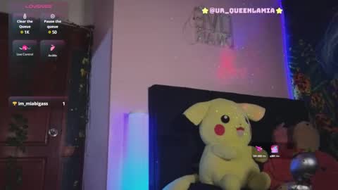 Snapshot of queenlamia chatting on 02/16/25, 04:31  Taurus online show from 02/16/25, 04:31