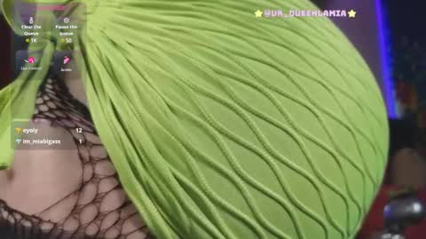 Snapshot of queenlamia chatting on 02/16/25, 07:37  Taurus online show from 02/16/25, 07:37